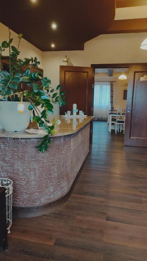 Bed and Breakfast Osrodek Bialy Lew Wojciechow  Екстер'єр фото