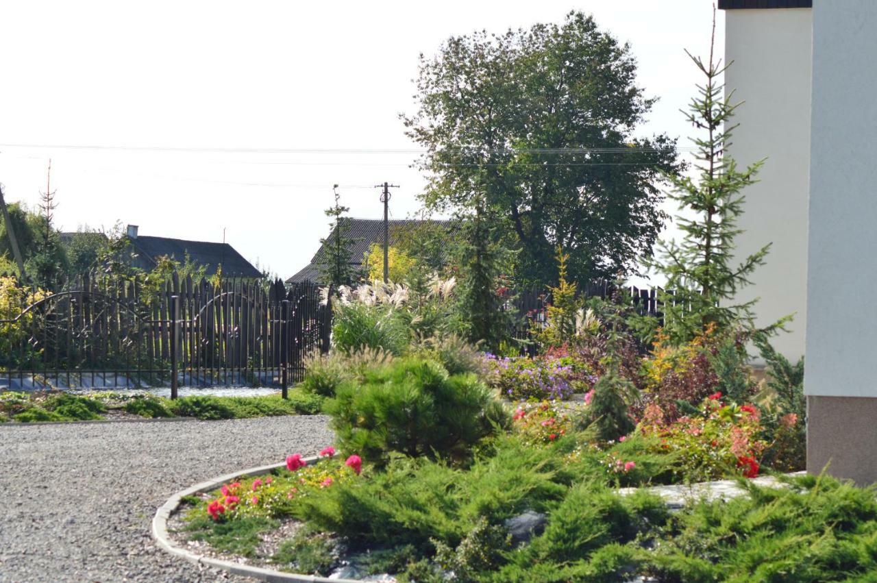Bed and Breakfast Osrodek Bialy Lew Wojciechow  Екстер'єр фото